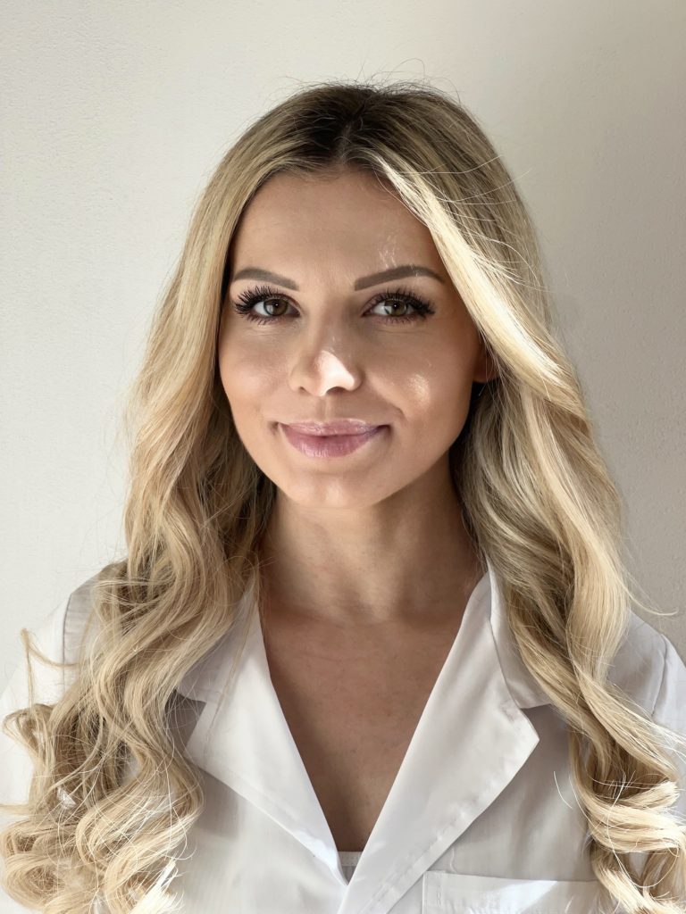 merybrylana-mery-brylana-massaggi-massage-centro-benessere-beauty-viso-massaggioviso-lifting-naturale-liftingnaturale-vitamina-vitaminac-trattamento-modellante-drenante